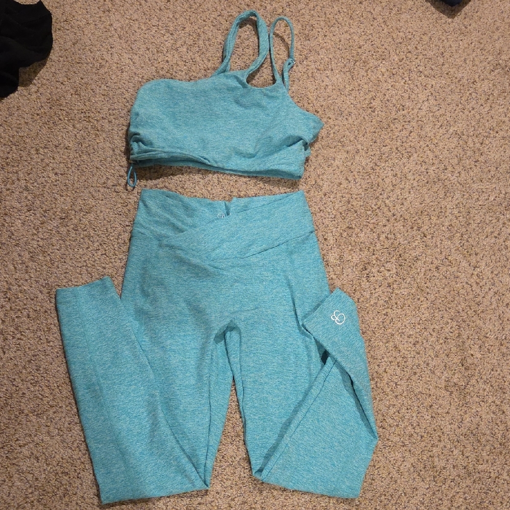 Bombshell Teal Leggings and Top Set